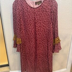 VARUN BAHL XXS LIKE NEW Lined Pink Floral Shift Dress with Gold Accent Ruffle